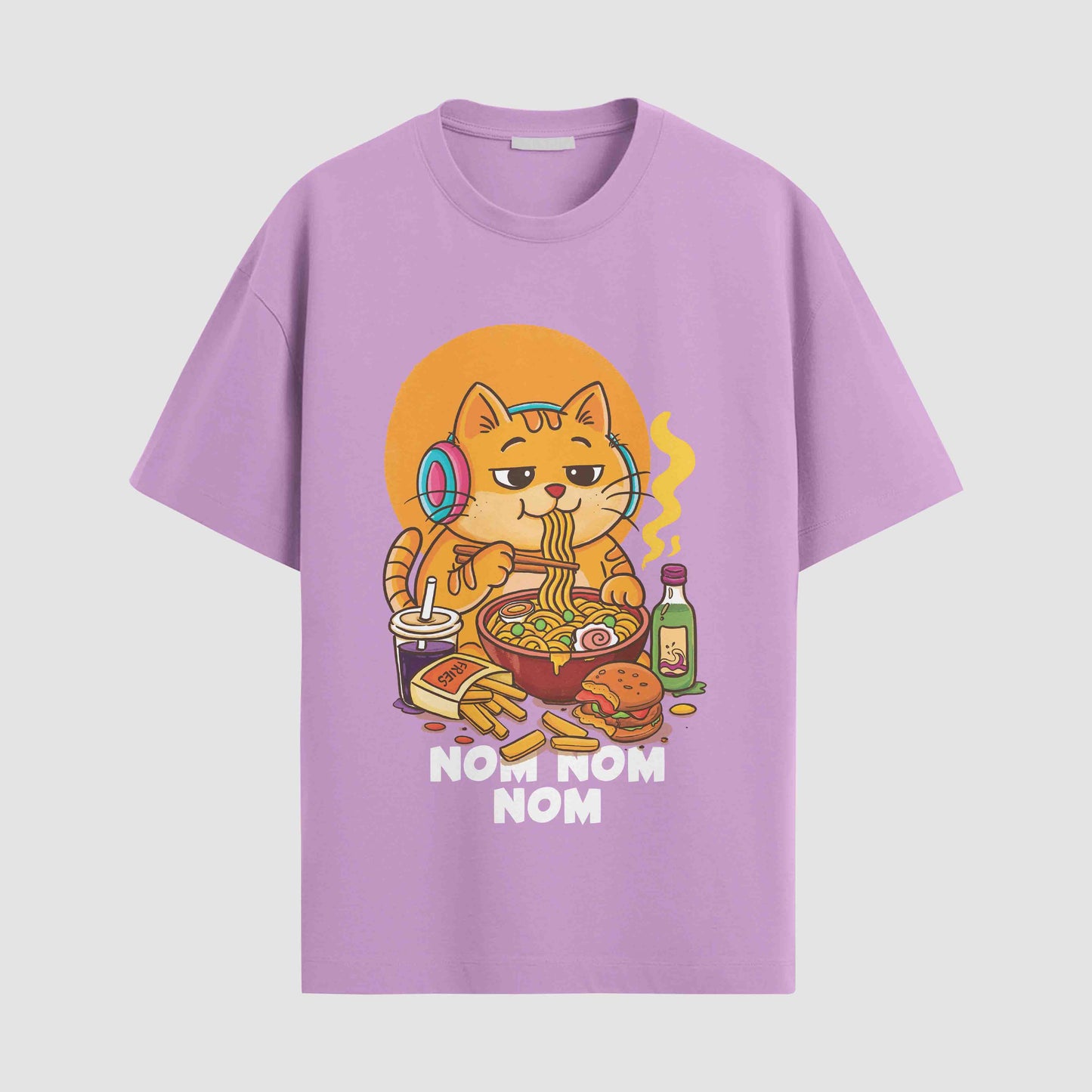 Grumpy Cat loves fooooood