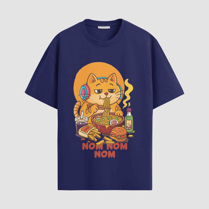 Grumpy Cat loves fooooood