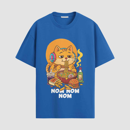 Grumpy Cat loves fooooood