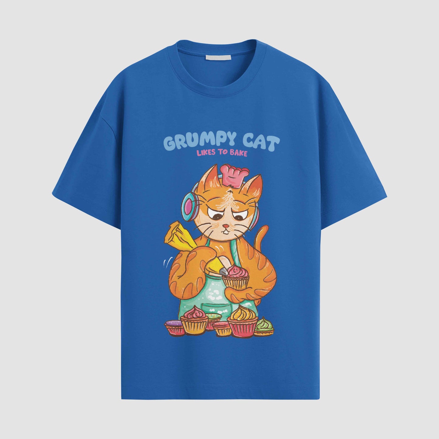 Grumpy cat likes to bake