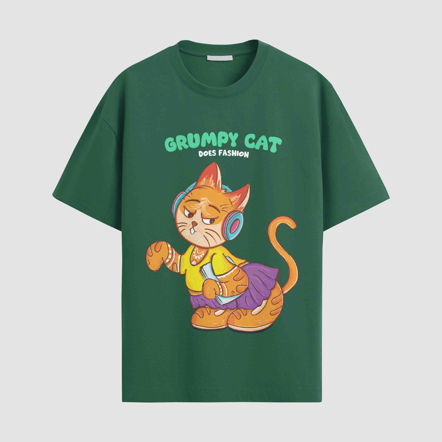 Grumpy cat does fashion