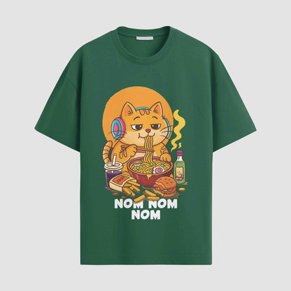 Grumpy Cat loves fooooood