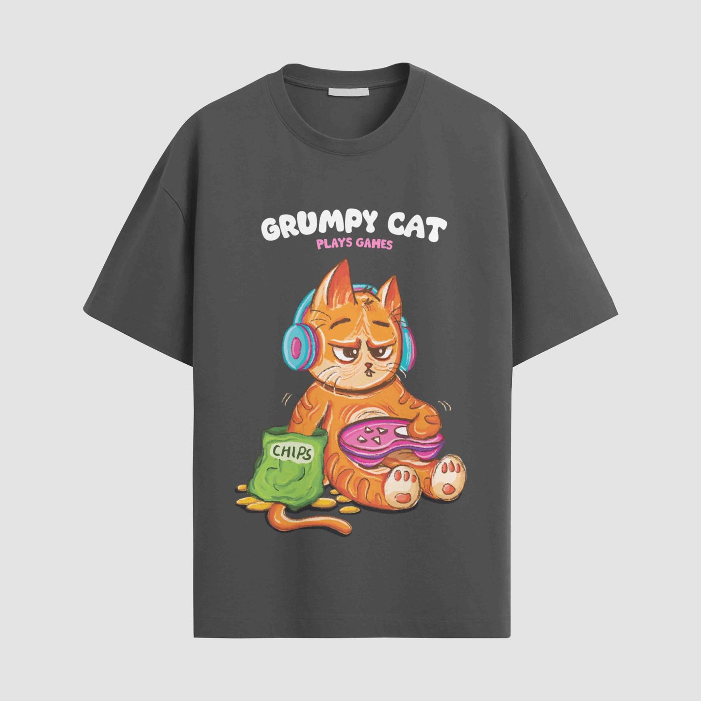 Grumpy cat plays games