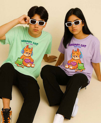 Grumpy cat plays games