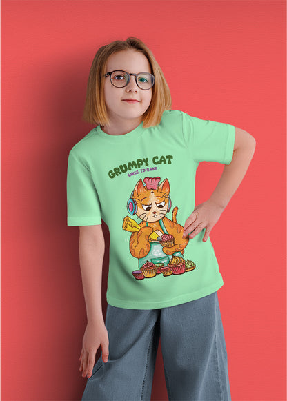 Grumpy cat likes to bake (kids)